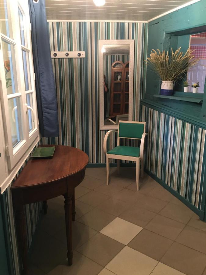 Au Relais De L'Histoire Gite Classe 4 Etoiles Oberbronn Exteriör bild