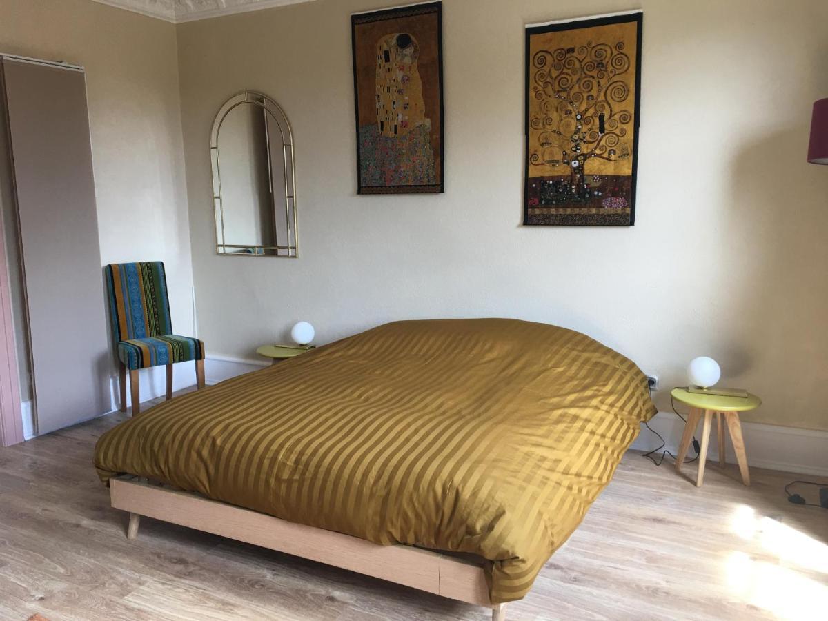 Au Relais De L'Histoire Gite Classe 4 Etoiles Oberbronn Exteriör bild