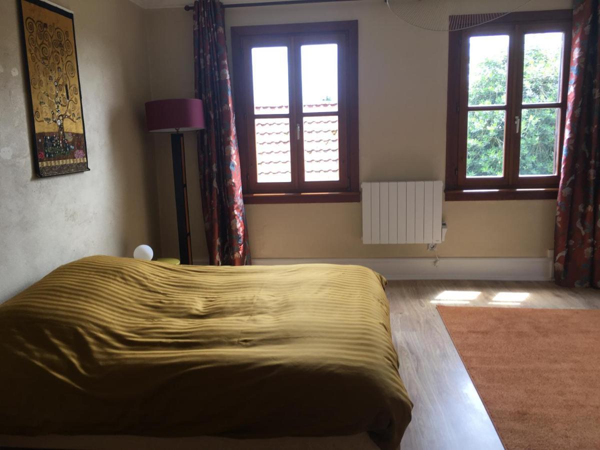 Au Relais De L'Histoire Gite Classe 4 Etoiles Oberbronn Exteriör bild