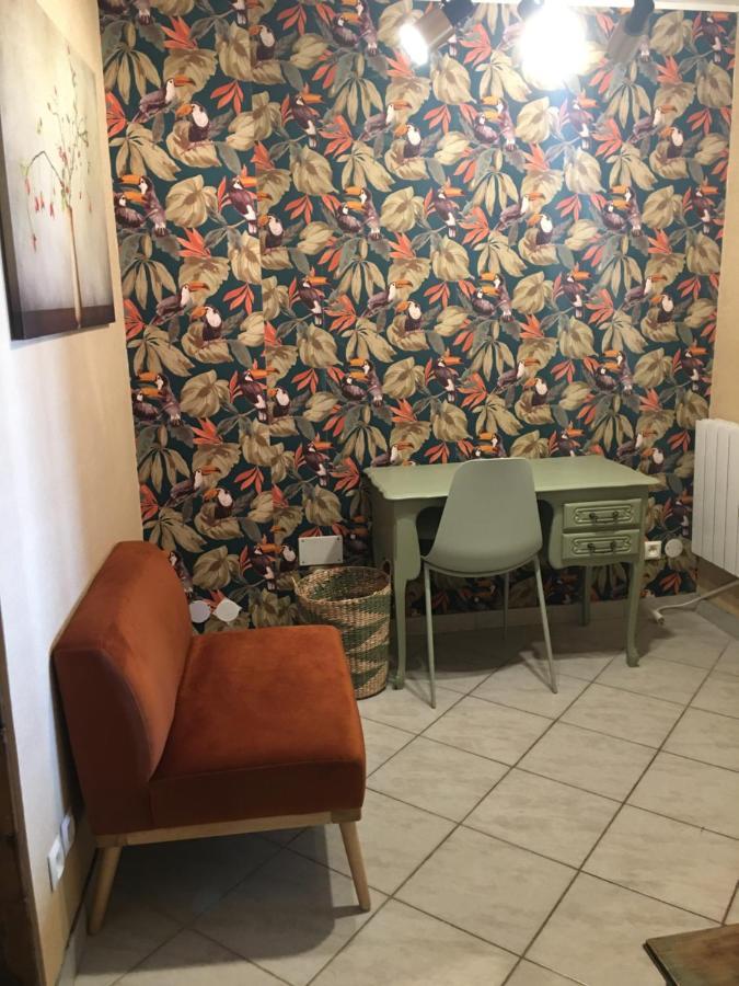 Au Relais De L'Histoire Gite Classe 4 Etoiles Oberbronn Exteriör bild